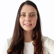 Profesora nativa de español imparte clases a todas las edades